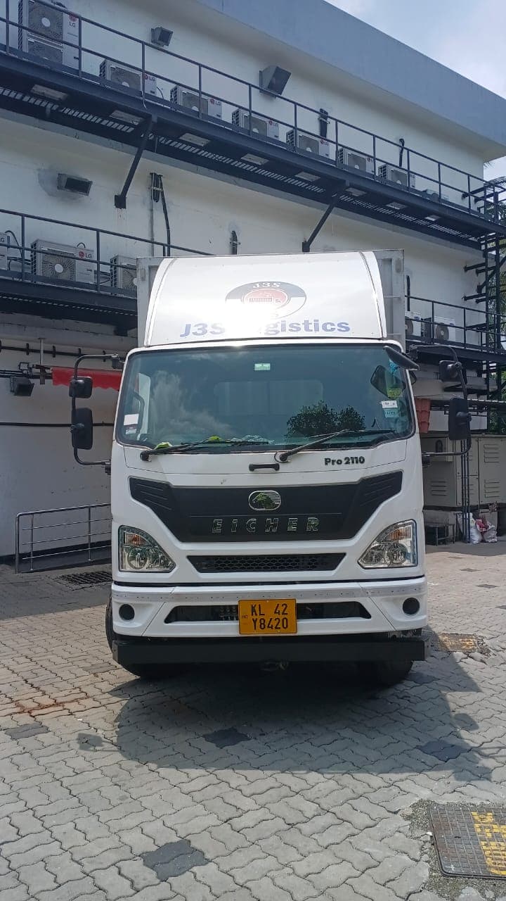 Pick-up and Drop vehicles for heavy load and FMCG goods